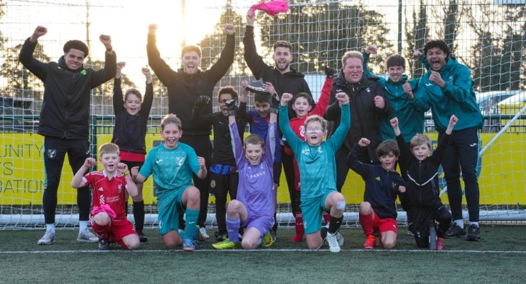 Marcondes & Kvistgaarden surprise Soccer Skill Centre participants