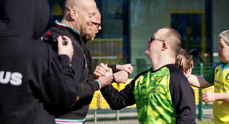 The Down's Syndrome team meet the Canaryball Rally team