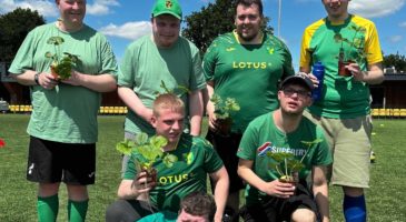 Football team in green