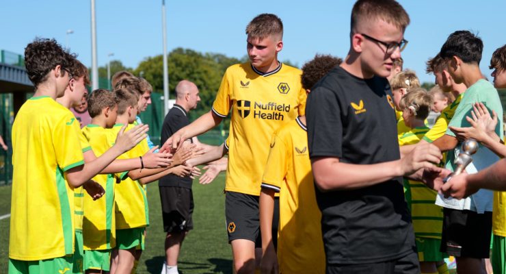 Handshakes at full time