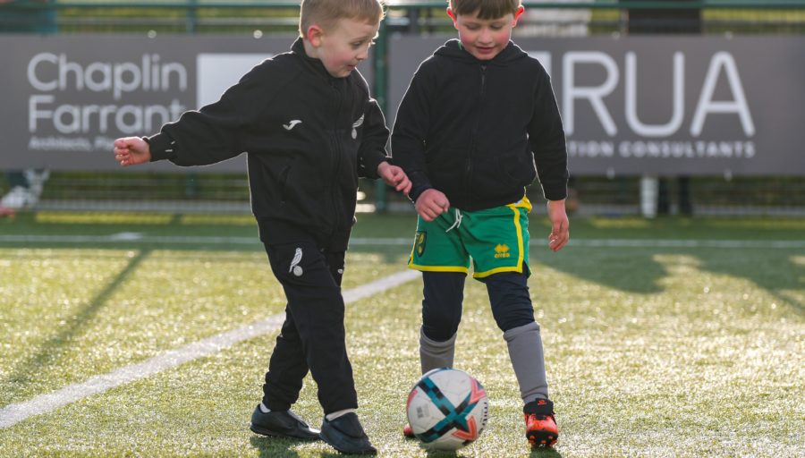 Mini Kickers