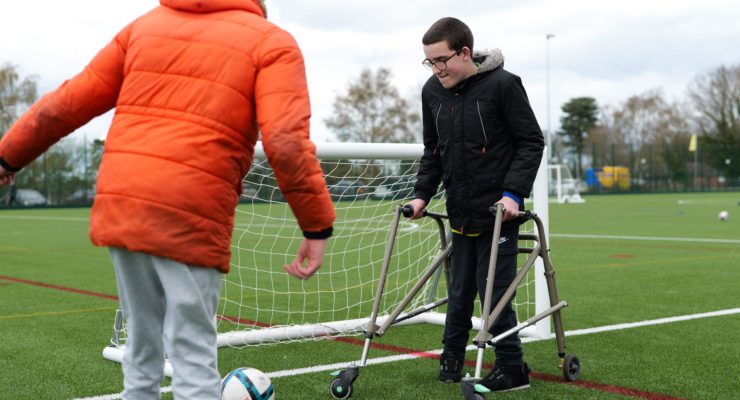 Playing accessible football