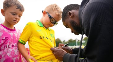 Jeffrey Schlupp at Soccer School