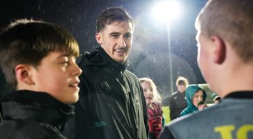 Norwich City trio visit young goalkeepers at The Nest