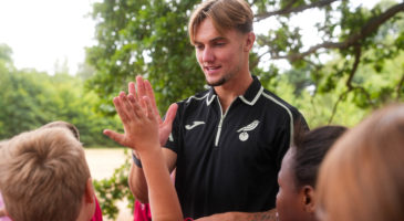 Kellen Fisher & Jacon Wright surprise Colman Schools pupils with end‑of‑year visit