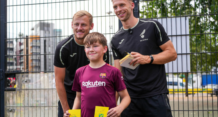 Harry Darling & Sam Field make surprise visit to Football Camps