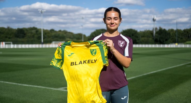 Abi signs for Norwich City Women after eight years in the Foundation Pathway