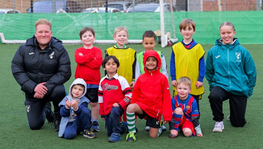 Mini Kickers