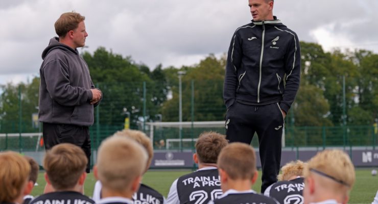 Mirko Topic makes special visit to The Nest